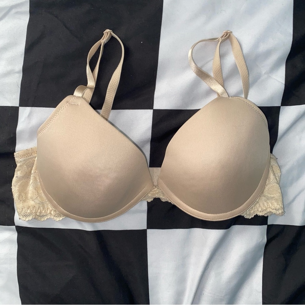 Tan bra